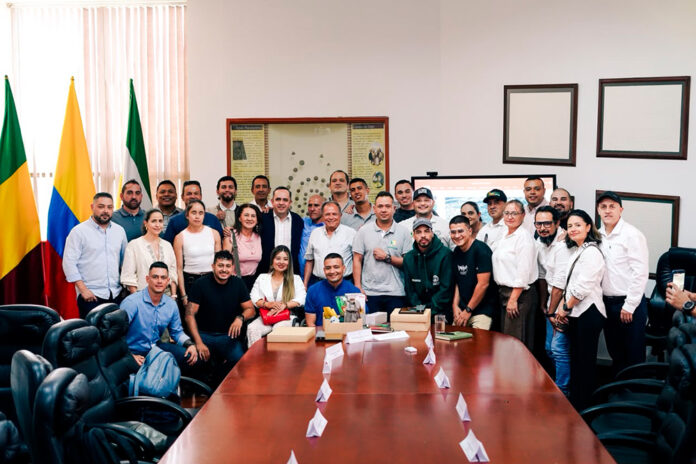 Dirigentes-deportivos-con-Gobernador-del-Quindío