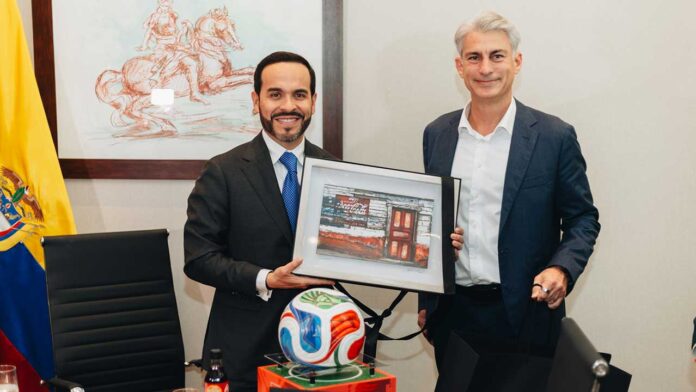 Presidente-De-La-Espriella-se-reunio-con-directivos-de-Coca-Cola.